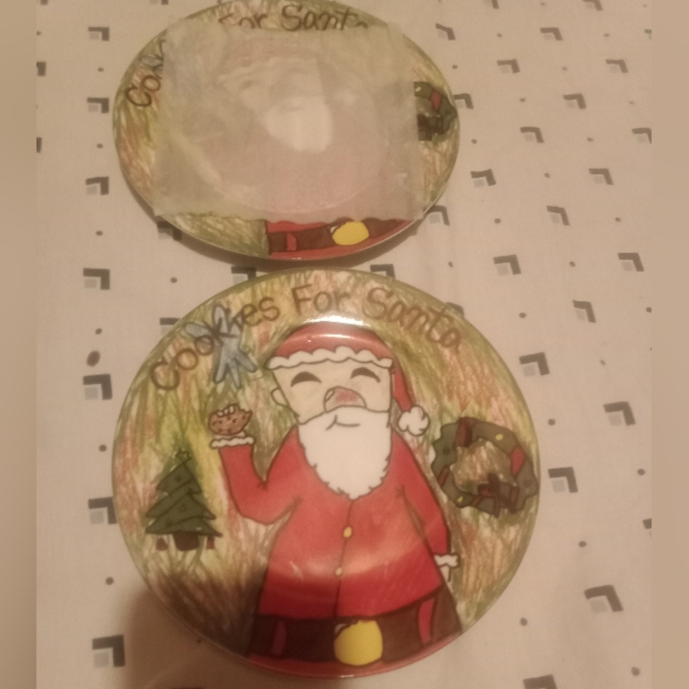 2 Christmas Village- Kids Collection Cookies for Santa Plates 7.5"